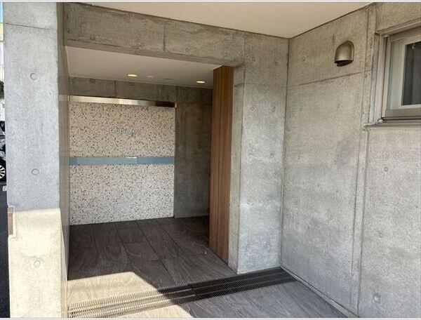 札幌市東区北十九条東１８丁目のマンション