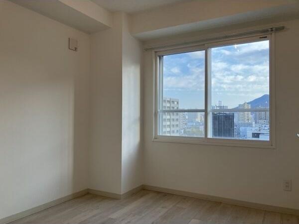 札幌市中央区南三条西２３丁目のマンション