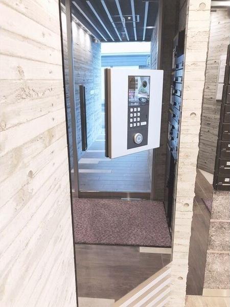 札幌市中央区南三条西２３丁目のマンション