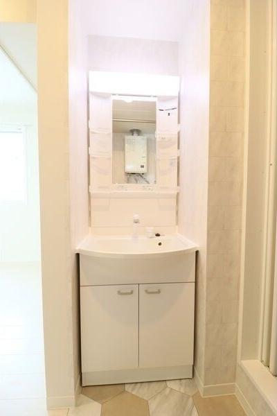 札幌市中央区北四条西１３丁目のマンション