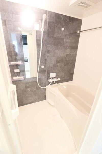 札幌市中央区北四条西１３丁目のマンション