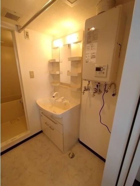 札幌市東区北十八条東１３丁目のマンション