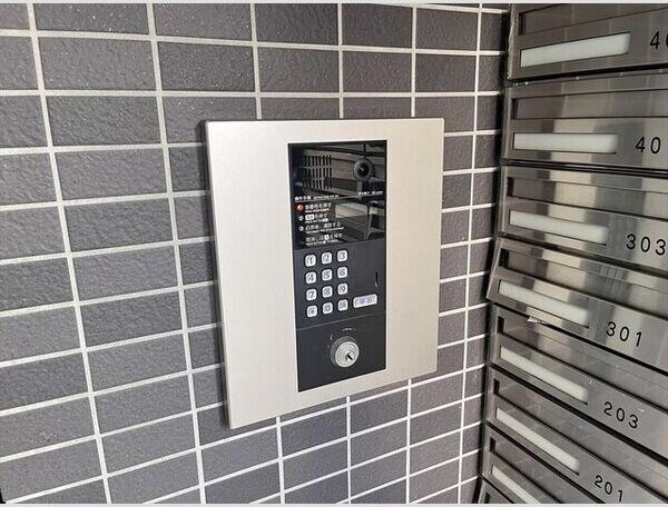 札幌市東区北十七条東１８丁目のマンション