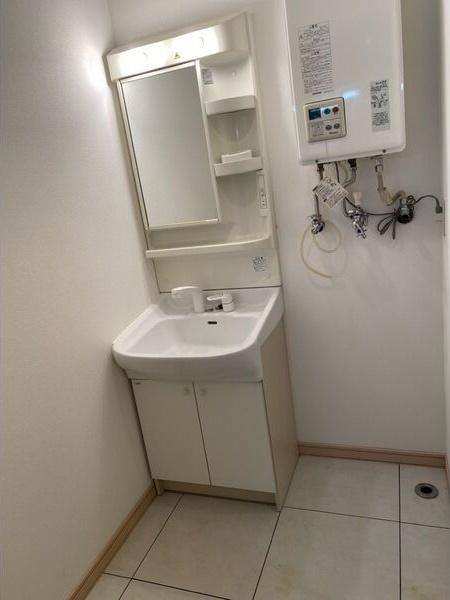 札幌市東区北十五条東１４丁目のアパート