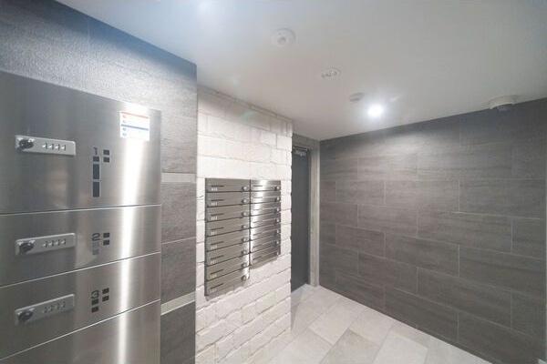 札幌市東区北十四条東１６丁目のマンション