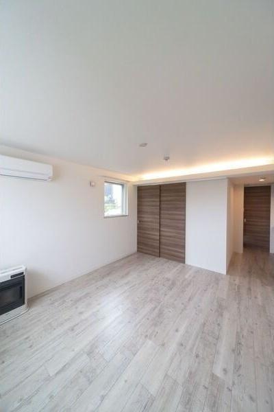 札幌市東区北十四条東１６丁目のマンション