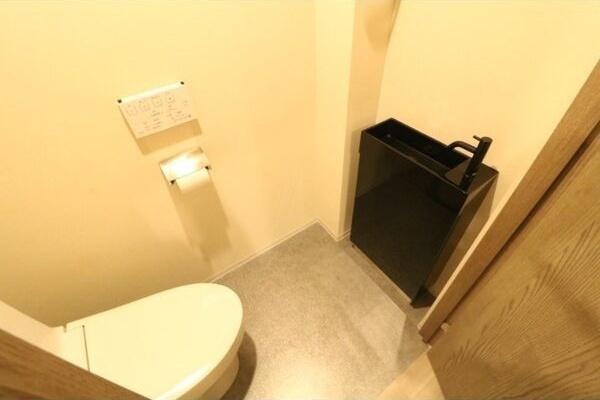 札幌市中央区宮の森二条１６丁目のマンション