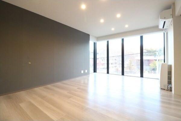 札幌市中央区宮の森二条１６丁目のマンション