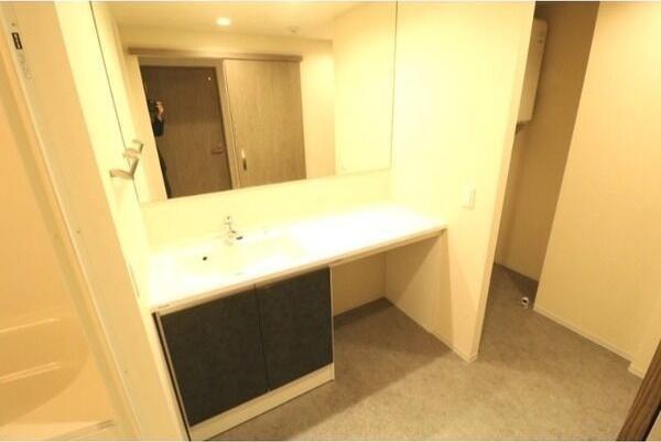 札幌市中央区宮の森二条１６丁目のマンション