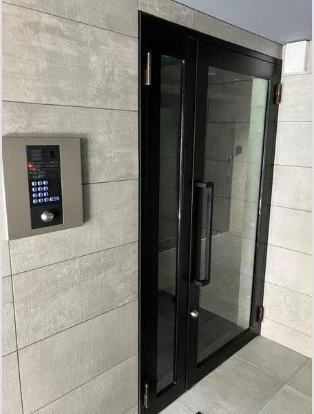 札幌市中央区南二条西１８丁目のマンション