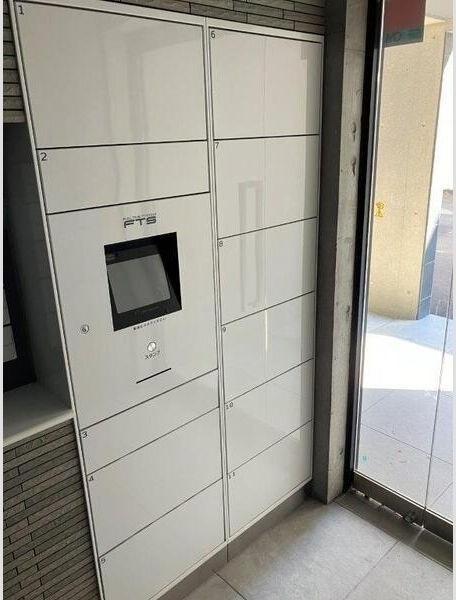 札幌市中央区南二条西１８丁目のマンション