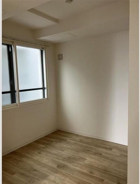 札幌市中央区南二条西１８丁目のマンション