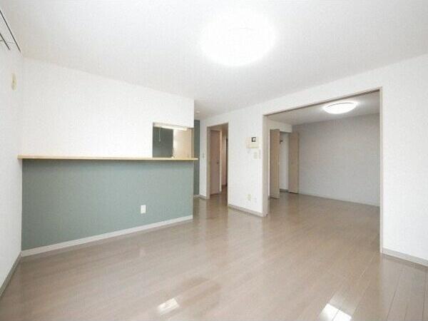 札幌市中央区南六条西２３丁目のマンション