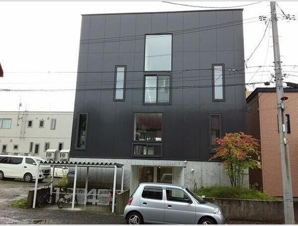 札幌市白石区本通９丁目南のアパート