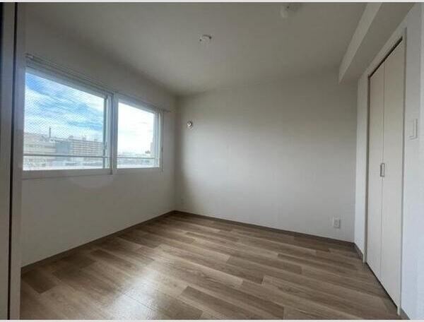 札幌市東区北三十三条東１２丁目のマンション