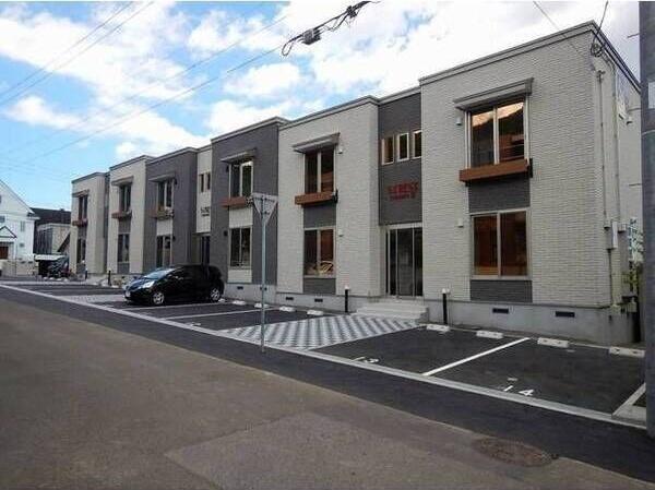 札幌市西区山の手二条１２丁目のアパート