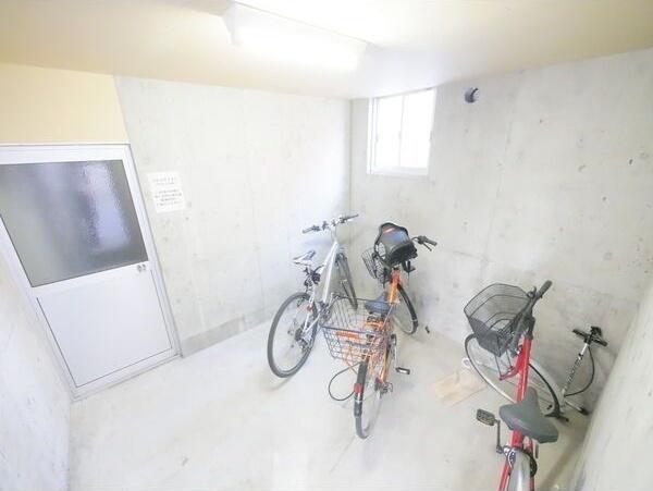 札幌市豊平区平岸一条１５丁目のアパート