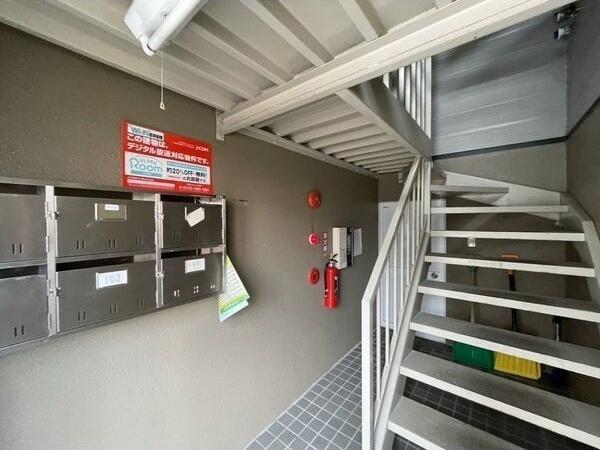 札幌市西区西野三条１０丁目のアパート