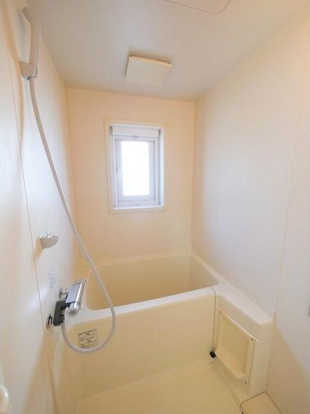 札幌市西区西野三条１０丁目のアパート