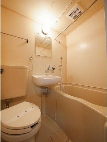 札幌市中央区北六条西１８丁目のマンション