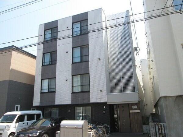 札幌市中央区南七条西１７丁目のマンション