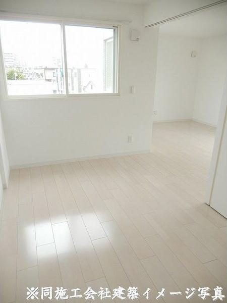 札幌市白石区東札幌四条４丁目のマンション