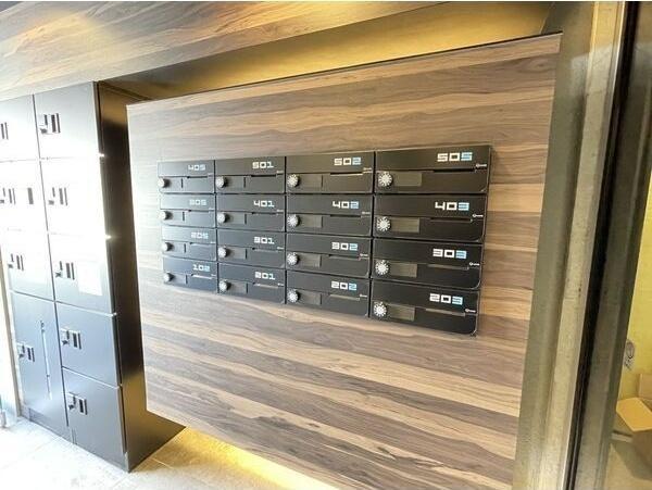 札幌市中央区南十二条西１５丁目のマンション