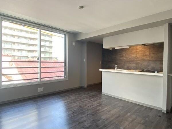 札幌市中央区南十二条西１５丁目のマンション