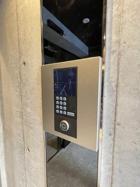 札幌市中央区南十二条西１５丁目のマンション