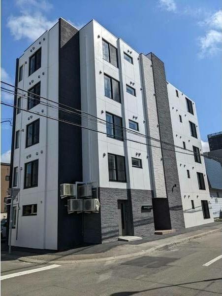 札幌市白石区本郷通１３丁目北のマンション