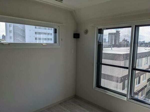 札幌市白石区本郷通１３丁目北のマンション