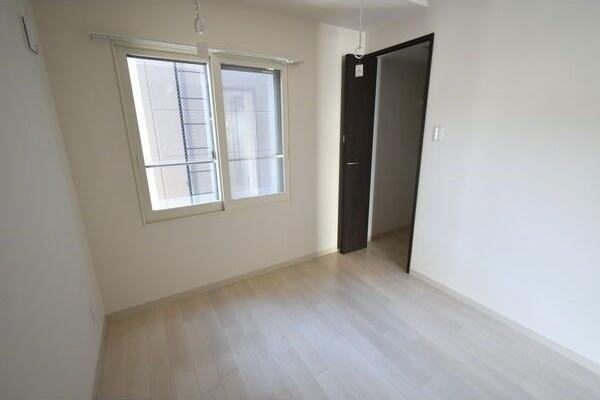 札幌市白石区東札幌三条３丁目のマンション