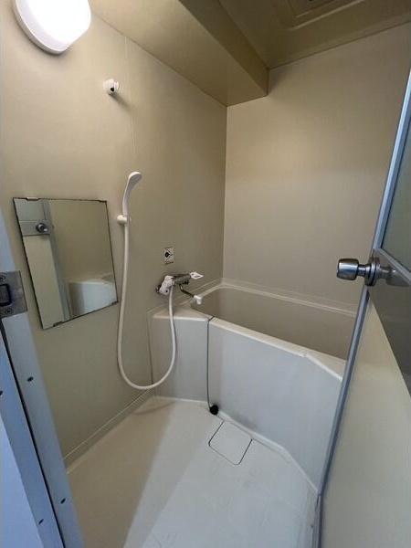 札幌市白石区南郷通１丁目南のマンション