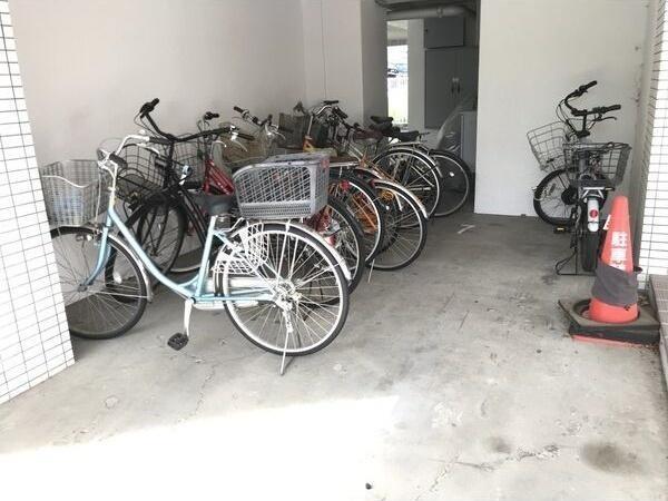 札幌市白石区南郷通１丁目南のマンション