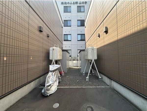 札幌市西区山の手三条１１丁目のアパート