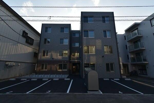 札幌市東区北三十三条東１０丁目のマンション