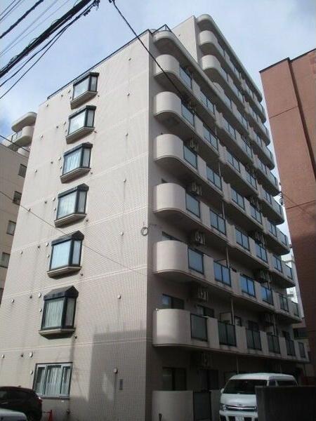 札幌市中央区南十二条西８丁目のマンション