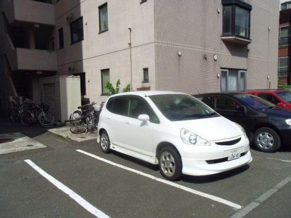 札幌市中央区南十二条西８丁目のマンション