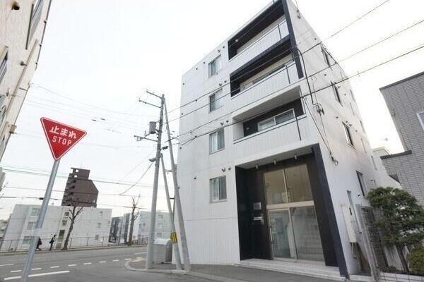札幌市白石区本通１３丁目南のマンション