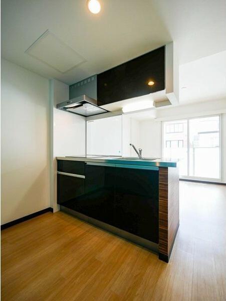 札幌市白石区南郷通１８丁目南のマンション