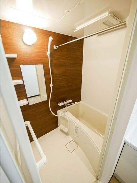 札幌市白石区南郷通１８丁目南のマンション