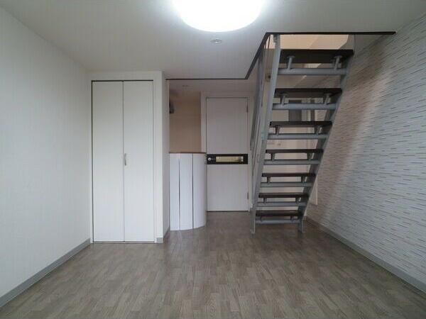 札幌市東区北十条東３丁目のマンション