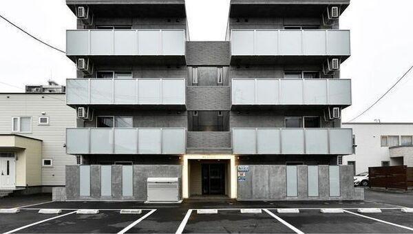 札幌市白石区菊水六条１丁目のマンション