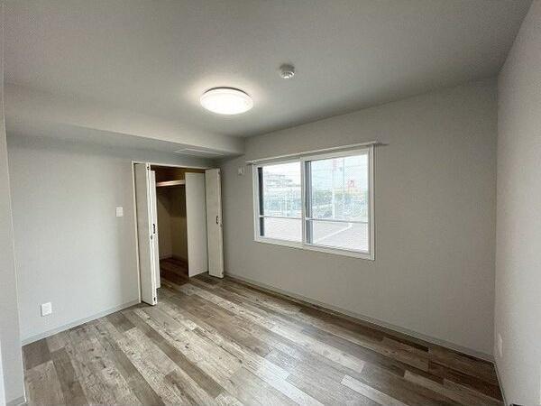 札幌市白石区本通１４丁目南のマンション