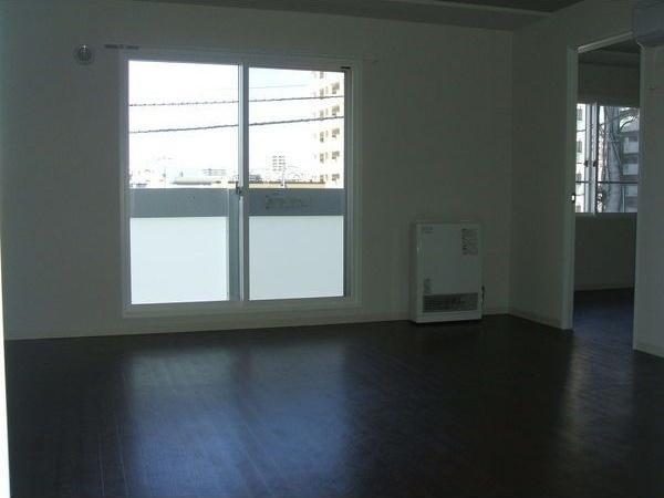 札幌市中央区南十八条西１６丁目のマンション