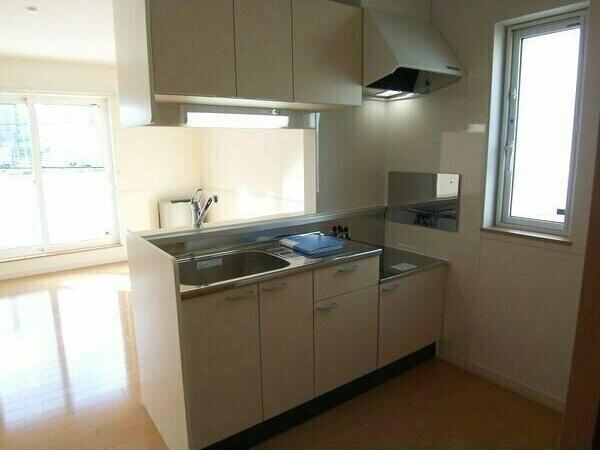 札幌市西区二十四軒三条６丁目のアパート