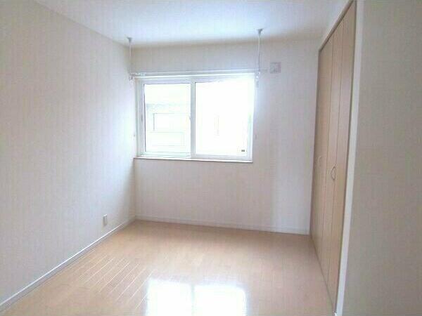 札幌市西区二十四軒三条６丁目のアパート