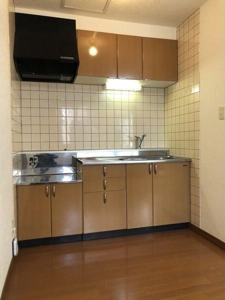 札幌市西区二十四軒三条６丁目のアパート