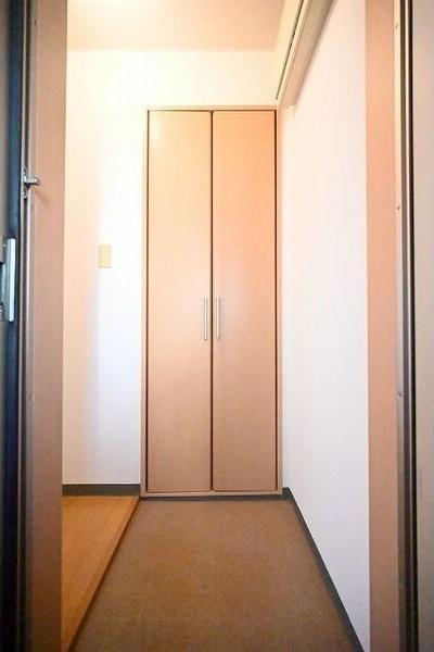 札幌市西区山の手三条６丁目のアパート