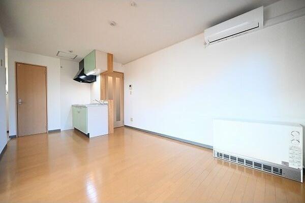 札幌市西区山の手三条６丁目のアパート